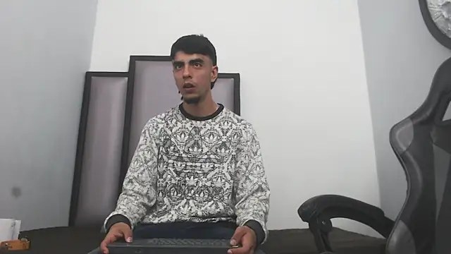 Endrick-23 online show from 03-27-26, 03:45