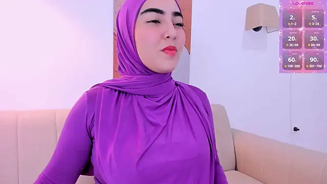 Malika Noor online show from 07-22-26, 03:04
