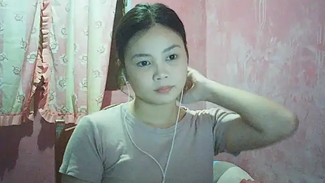 DessertFlower online show from 04-22-26, 03:53