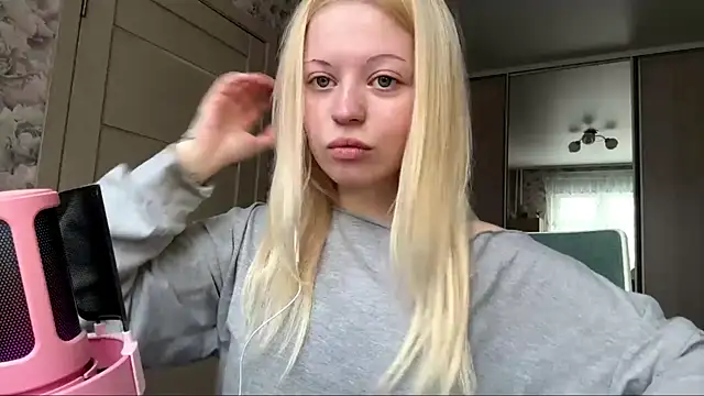 JeneeBIanks online show from 03-01-26, 09:11