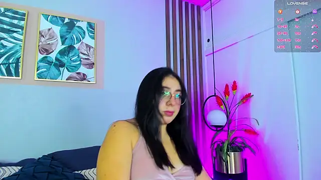 mia wills  online show from 03-19-26, 04:44