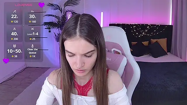 Ann Wood online show from 06-26-26, 02:32