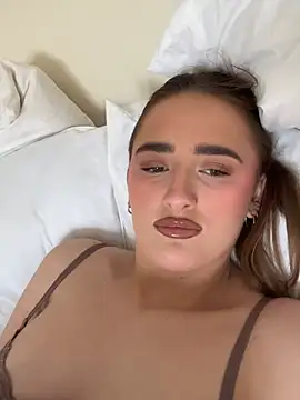 LolaRaeBabyy online show from 03-06-26, 02:35