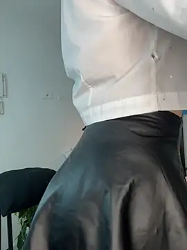 Viictoria-Jones online show from 03-26-26, 01:17