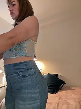 Snapshot of Viictoria-Jones chatting on 06-22-26, 10:12 Viictoria-Jones online show from 06-22-26, 10:12