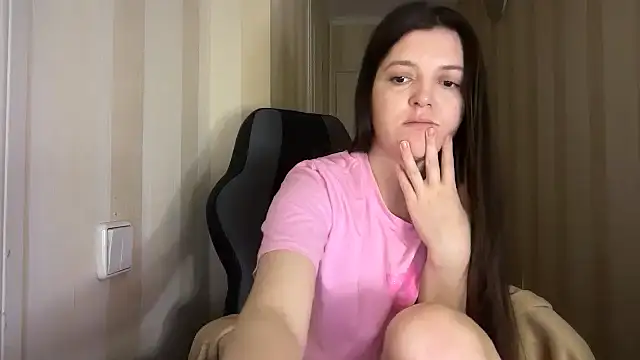 Eloise Pattie online show from 03-17-26, 10:46