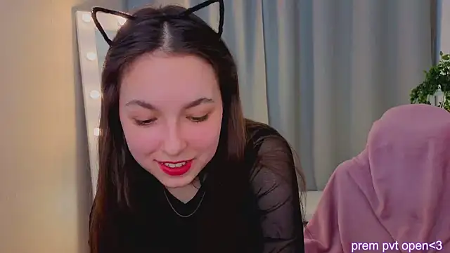 Snapshot of BellaThery chatting on 03-03-26, 09:26 BellaThery online show from 03-03-26, 09:26