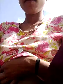 wifedesi7050 online show from 04-08-26, 04:34