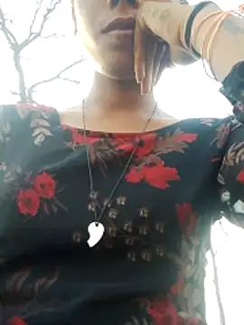 wifedesi7050 online show from 04-09-26, 11:48