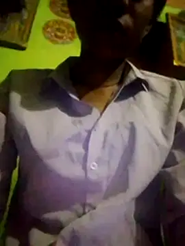 Snapshot of wifedesi7050 chatting on 06-11-26, 04:38 wifedesi7050 online show from 06-11-26, 04:38
