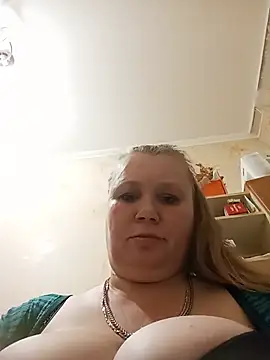 KiraStanton online show from 06-08-26, 10:32