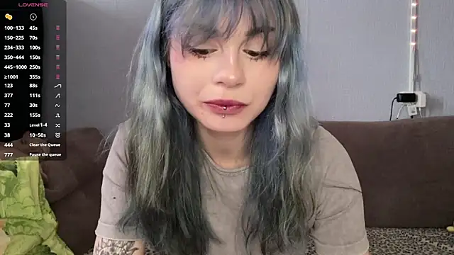 Emmibrilson online show from 04-09-26, 11:59