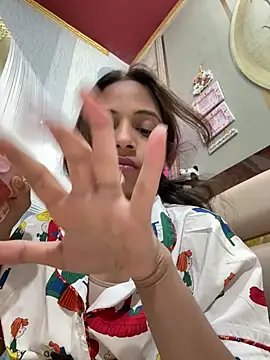 its anuuu online show from 03-06-26, 09:33