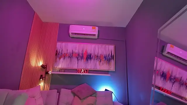 janinne lu online show from 04-06-26, 11:11