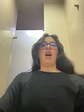 susi chimm online show from 04-17-26, 01:25