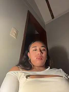 Eyssha online show from 03-02-26, 12:02