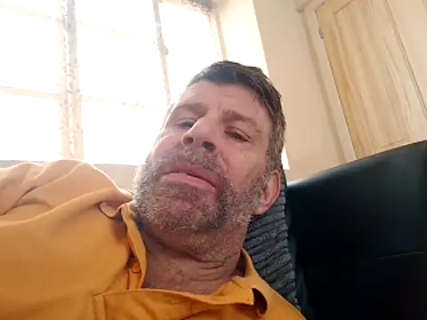 stud2512 online show from 04-04-26, 12:57