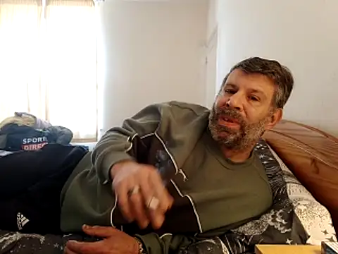 stud2512 online show from 04-16-26, 08:15