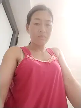 lris-Beauty77 online show from 03-28-26, 07:57