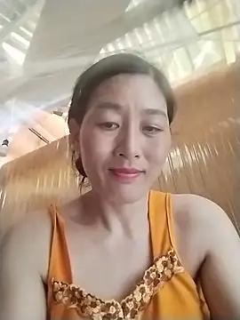 lris-Beauty77 online show from 05-18-26, 04:29