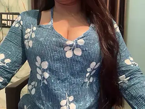 Avneet kaurr1 online show from 05-17-26, 01:36