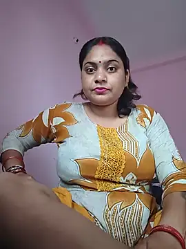Snapshot of Aanushaka chatting on 06-30-26, 01:39 Aanushaka online show from 06-30-26, 01:39