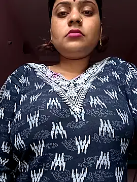 Snapshot of Aanushaka chatting on 07-01-26, 01:51 Aanushaka online show from 07-01-26, 01:51