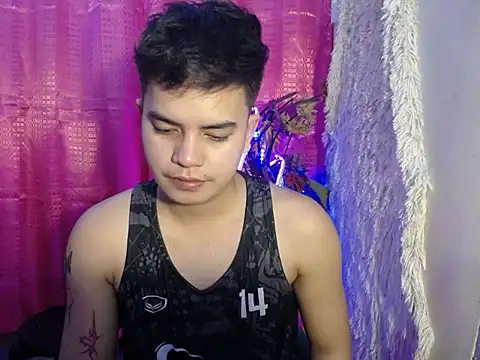 urbigcutienasio online show from 03-22-26, 01:36