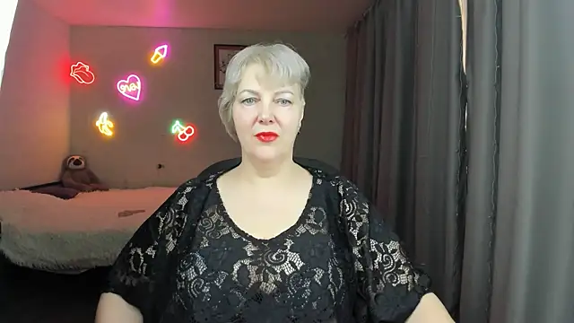 Snapshot of Mary-Leee chatting on 05-04-26, 03:08 Mary-Leee online show from 05-04-26, 03:08