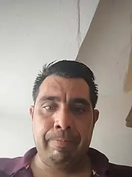 Snapshot of manuel4200 chatting on 07-26-26, 12:41 manuel4200 online show from 07-26-26, 12:41