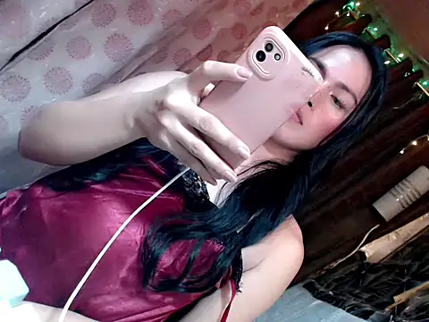 Snapshot of Chulafox chatting on 04-24-26, 07:05 Chulafox online show from 04-24-26, 07:05