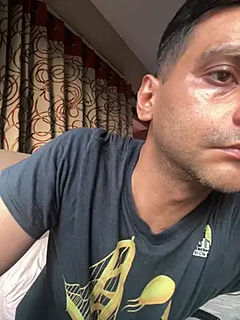 online4u08 online show from 04-15-26, 11:50