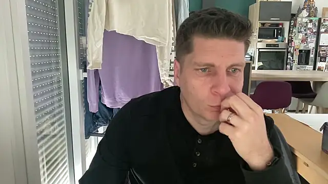 Minmoi1984 online show from 03-30-26, 11:44