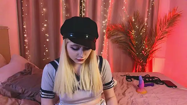 rraffaellka online show from 04-11-26, 09:30