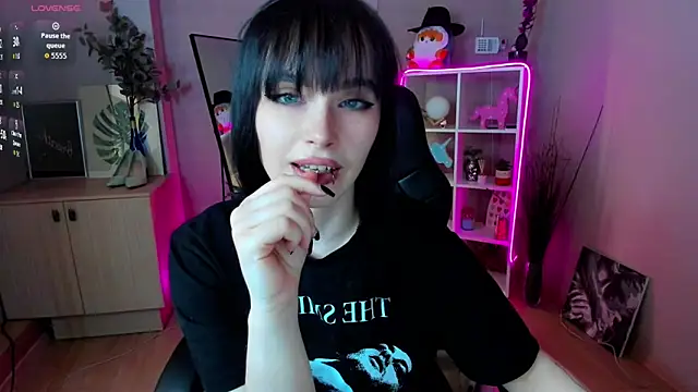 demetra   online show from 04-19-26, 07:18