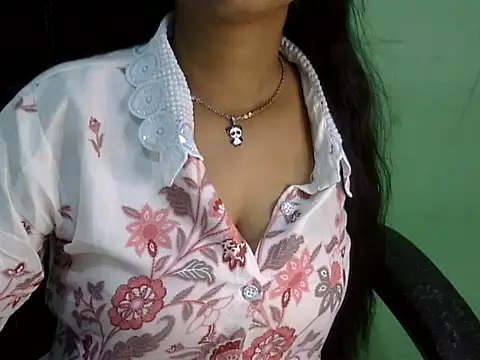 cute momo love online show from 03-26-26, 05:46