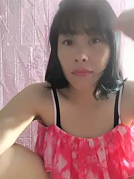juicy-milu online show from 07-24-26, 12:47