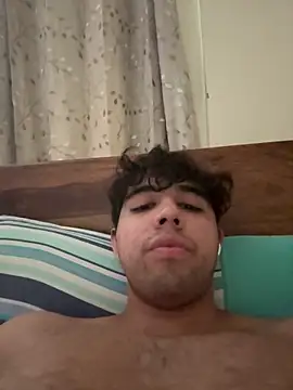 Snapshot of lucasmaxtoy chatting on 03-08-26, 09:24 lucasmaxtoy online show from 03-08-26, 09:24