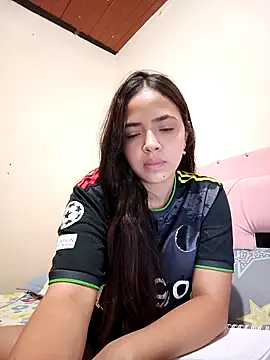 Sexy cloe outdoors online show from 04-22-26, 04:04