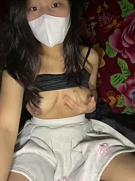 Snapshot of Shin-kin chatting on 03-13-26, 01:12 Shin-kin online show from 03-13-26, 01:12