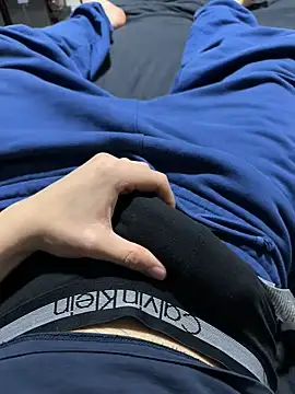 Vireontr1 online show from 03-12-26, 07:42