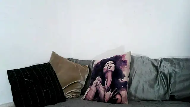 Couplesweethot online show from 05-19-26, 03:18