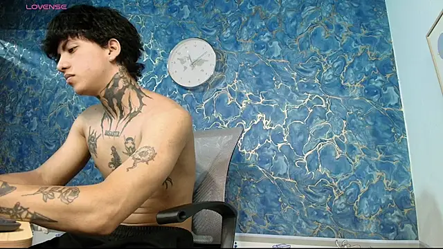 Snapshot of Tessarion_Black chatting on 03-04-26, 04:07 Tessarion Black online show from 03-04-26, 04:07