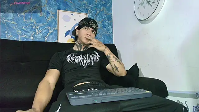 Tessarion Black online show from 07-14-26, 04:28