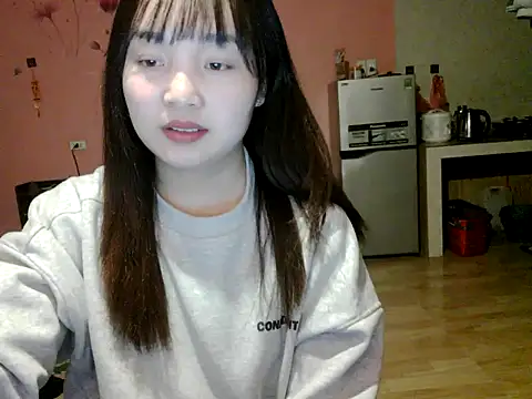 Snapshot of Myna5790 chatting on 03-06-26, 02:41 Myna5790 online show from 03-06-26, 02:41