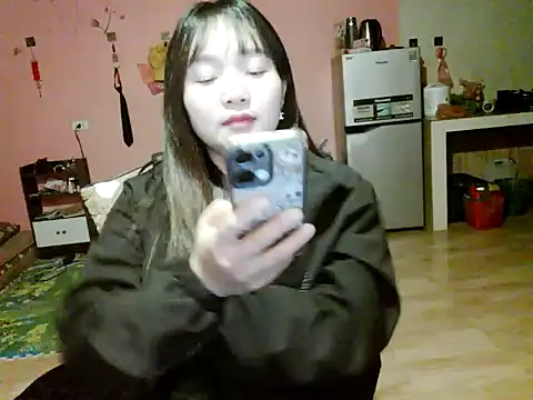 Snapshot of Myna5790 chatting on 03-09-26, 01:31 Myna5790 online show from 03-09-26, 01:31