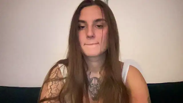 MilaHornyGirl online show from 03-08-26, 05:50