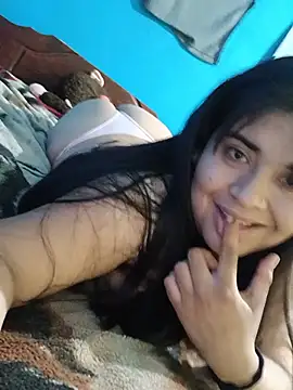 Orianamzn21 online show from 06-30-26, 05:52