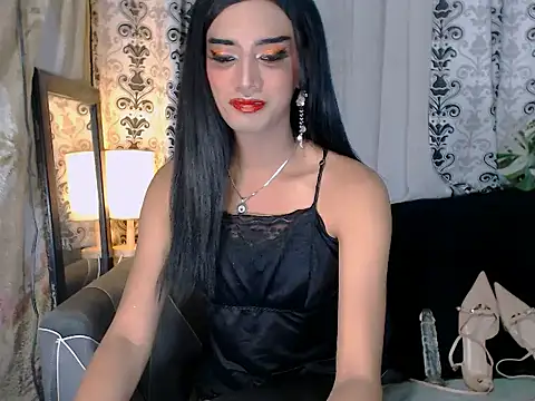 Snapshot of Queeny_Cassandra chatting on 07-22-26, 12:02 Queeny Cassandra online show from 07-22-26, 12:02