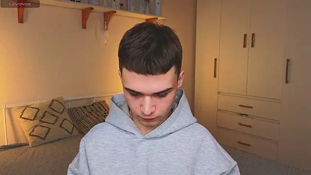 nixyasebe online show from 04-25-26, 08:50